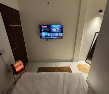 Rohini Apartamento | Cozy 1 BHK Condo with amenities