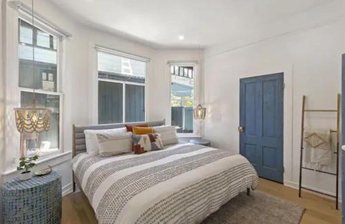 Little Italy Casa | Cozy 1 BR Casita Overflowing with Natural Light