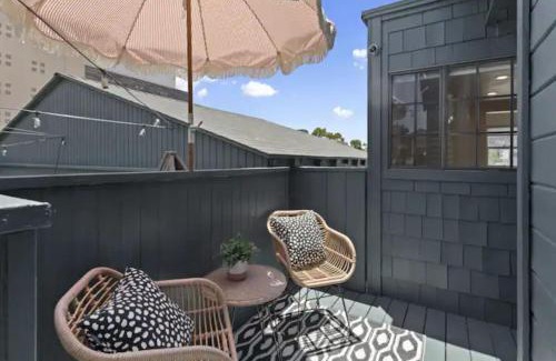 Little Italy Casa | Cozy 1 BR Casita Overflowing with Natural Light