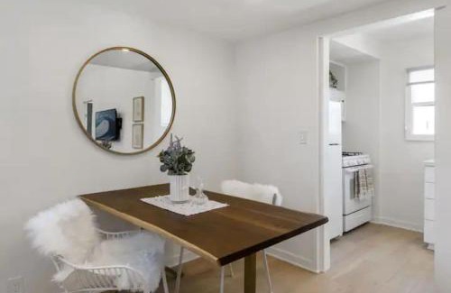 Little Italy Casa | Cozy 1 BR Casita Overflowing with Natural Light