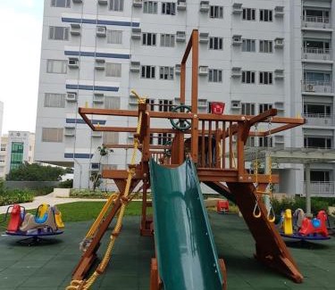 Santo Cristo Hotel | cozy 1 br with netflix and wifi at Grass residences