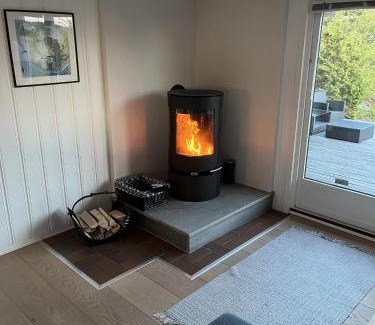 Hvaler Casa | Cozy 11 beds Cabin Retreat in Hvaler, Norway