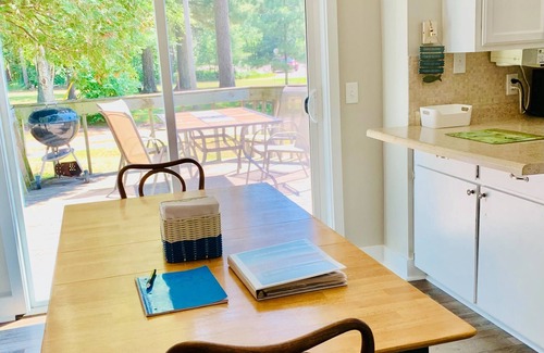 Three Lakes Casa | Cozy 1940s Cabin on Range Line Lake – Private Waterfront on Three Lakes Chain