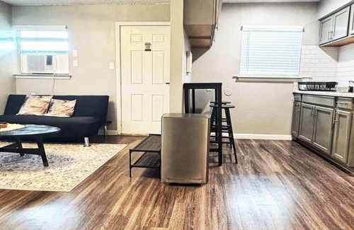 St. Johns Apartamento | Cozy 1BD/1BA In North Central Austin, Next To I35, 15 Minutes To Downtown