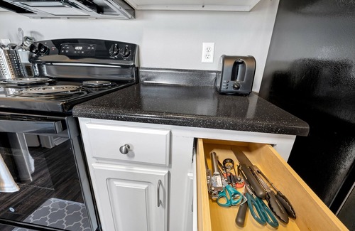 Centerton Apartamento | Cozy 1BD Near Walmart HQ | Long Stay Discounts R1