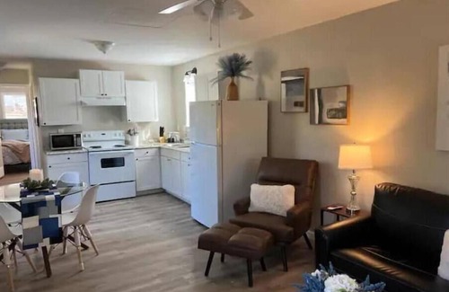Covington Casa | Cozy 1bed 1bath house. Short walk to Mystic Grill