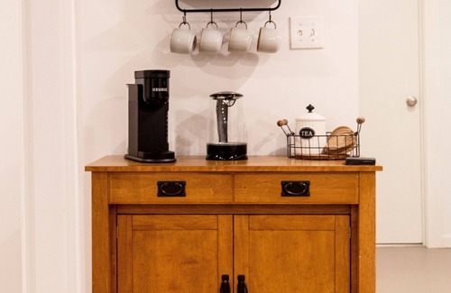 Columbia Heights Apartamento | Cozy 1BR/1BA in the heart of vibrant DC