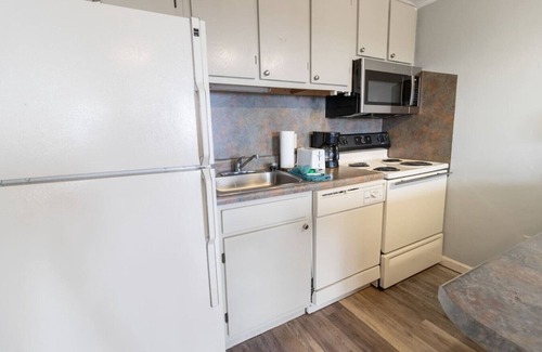 Snowshoe Apartamento | Cozy 1BR 1BA Slope View Condo Parking WiFi Near Village