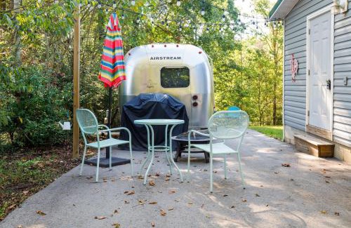 Franklin Apartamento | Cozy 1BR Airstream near Leipers Fork - Sleeps 3