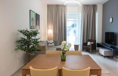 Bur Dubai Apartamento | Cozy 1BR Apart With Pool And Gym 10mins Away By drive to DXB Airport