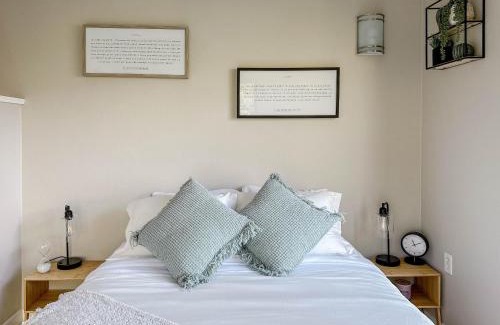 Pico Apartamento | Cozy 1BR apt in Santa Monica with FREE Parking