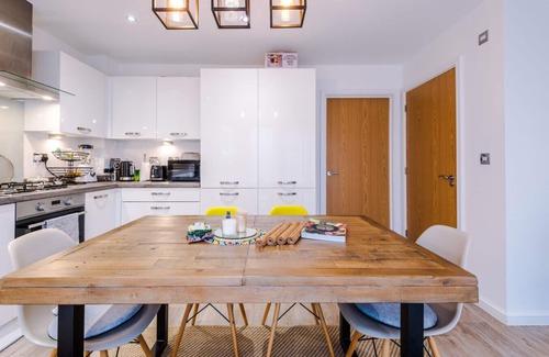 Eccles Casa | Cozy 1BR Home in Vibrant Manchester – Free Parking