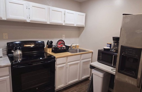 Roselawn Finance Apartamento | Cozy 1BR in Pleasant Ridge