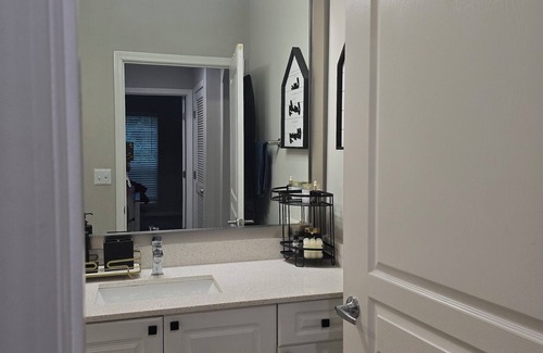 Lindridge-Martin Manor Apartamento | Cozy 1BR King+Workspace apartment in enjoyable Atlanta with amenities