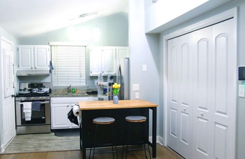 Westside Casa | Cozy 1BR Near Midtown, Close To All ATL Events