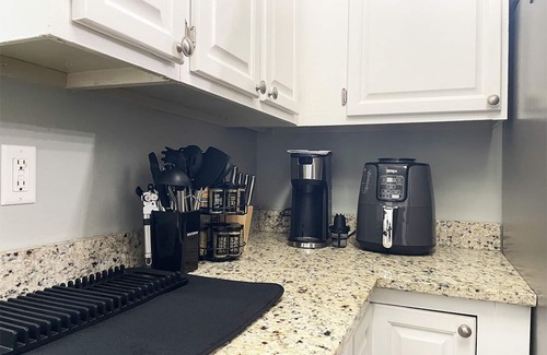 Westside Casa | Cozy 1BR Near Midtown, Close To All ATL Events