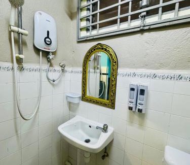 Gelugor Apartamento | Cozy 1BR near USM Malaysian guest only