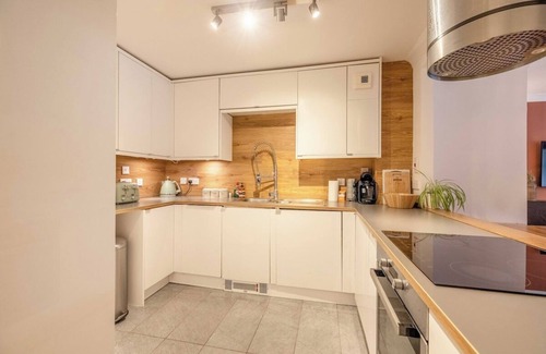 Ascot Apartamento | Cozy 1BR Opposite Ascot Racecourse + Free Parking