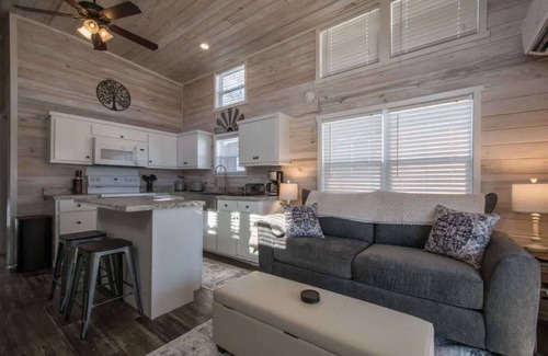 Upward Cabaña | Cozy 1BR Tiny Home w/ Pool Access | Free Tix