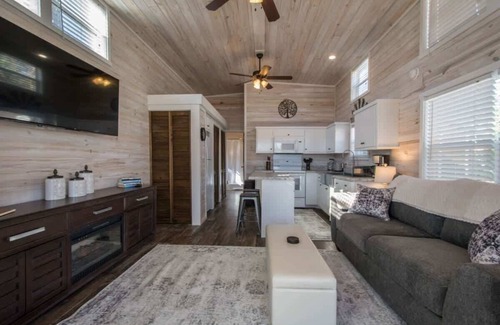 Upward Cabaña | Cozy 1BR Tiny Home w/ Pool Access | Free Tix