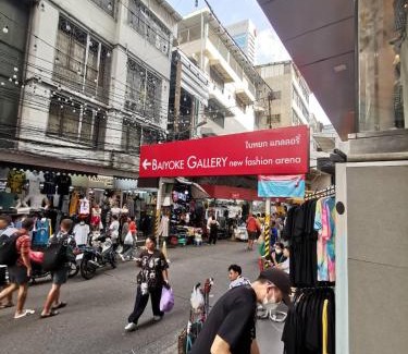 Uruphong Apartamento | Cozy 1br walk to BTS and Airport Rail Link Close to Malls M11