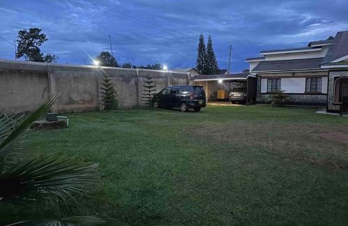 Busia Apartamento | Cozy 2, 3 or 4 bedroom house in the heart of Busia.