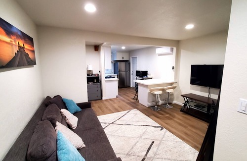 Concord Casa | Cozy 2 bdr unit in the center of East bay
