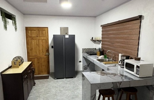 Desamparados Cabina | Cozy 2-bedroom cabin in charming Provincia de Alajuela with AC