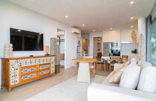 Bang Po Apartamento | Cozy 2-Bed Apt by the Sea Beach - KBR37