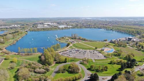 Milton Keynes Apartamento | Cozy 2 Bed in Milton Keynes Free parking & WiFi