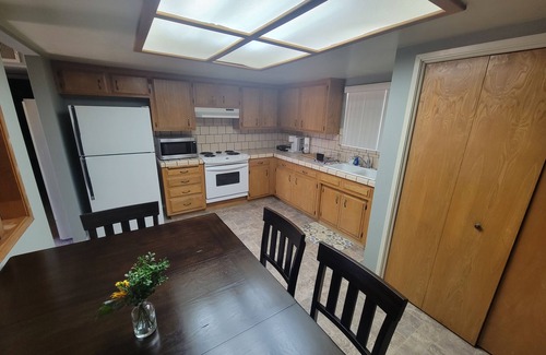 Lake Isabella Apartamento | Cozy 2- Bedoom Lake Isabella Rental