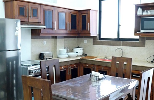 Boralesgamuwa Apartamento | Cozy 2-bedroom apartment in enchanting Boralesgamuwa with WiFi, AC