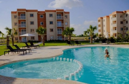 Veron Apartamento | Cozy 2-bedroom apartment in fabulous Punta Cana with WiFi, AC