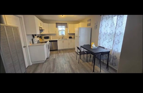 Cornwall Casa | Cozy 2-Bedroom Apartment