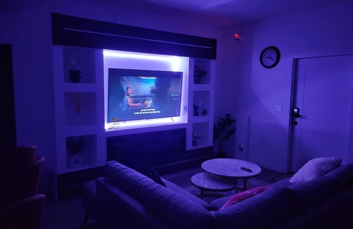 Elizabeth Apartamento | Cozy 2-bedroom apartment in awesome Elizabeth with WiFi, AC