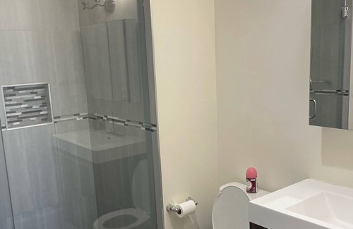 Bogota Apartamento | Cozy 2 Bedroom Apt/Near bus station to NYC and 5 min. to HUMC
