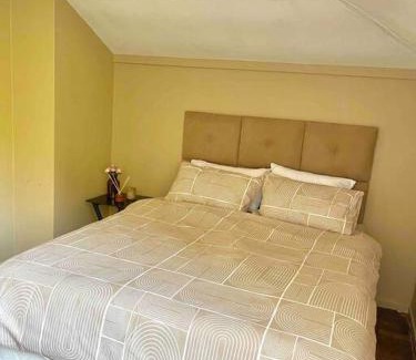 Muckleneuk Apartamento | Cozy 2 bedroom apt with views