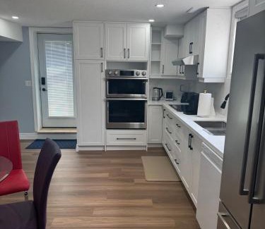 London Apartamento | Cozy 2 bedroom basement appt