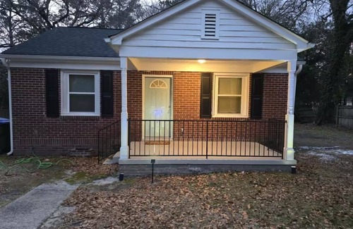 Forest Acres Casa | Cozy 2-bedroom bungalow with AC, WiFi in Columbia near Fort Jackson