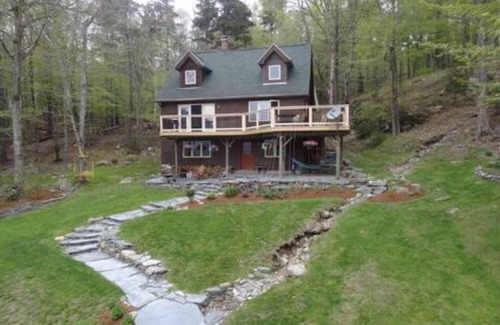 Jeffersonville Chalet De Esquí | Cozy 2-bedroom chalet in lovely Jeffersonville with WiFi