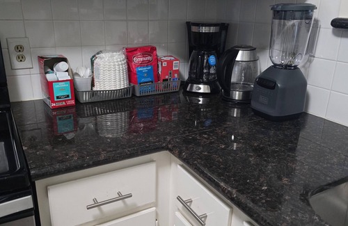Texas Medical Center Condominio | Cozy 2-bedroom condo in charming Medical Center fully furnished