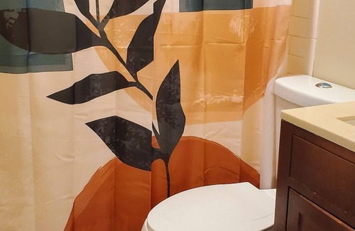 St. John Casa | Cozy 2 Bedroom Home ( Pet Friendly)