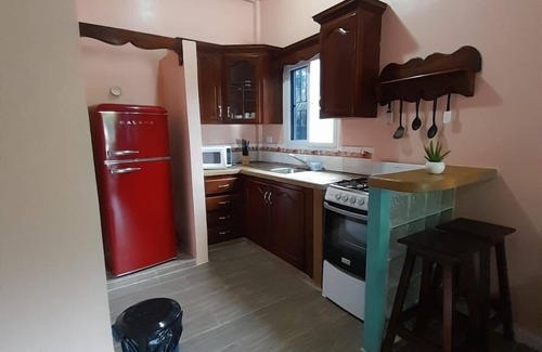 Tela Hotel | Cozy 2-bedroom hotel in amazing Tela with AC, WiFi