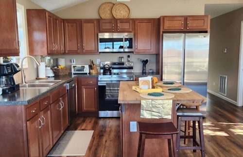 Richland Casa | Cozy 2-bedroom house in peaceful Richland with WiFi, AC