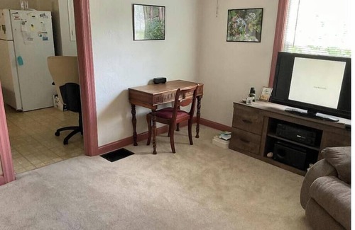 Dayton Casa | Cozy 2-bedroom house in charming Dayton with WiFi, AC