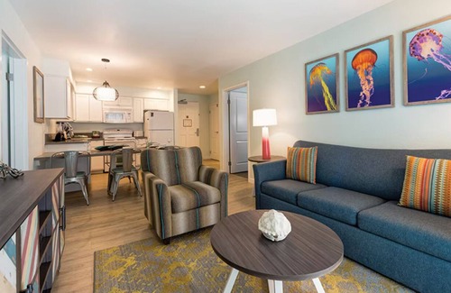 Mission Valley Apartamento | Cozy 2-bedroom in pleasant San Diego. Only 15min away from Convention Center