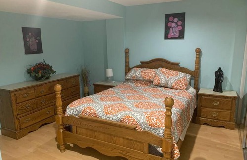 Aurora Casa | Cozy 2 bedroom place with mountain views!