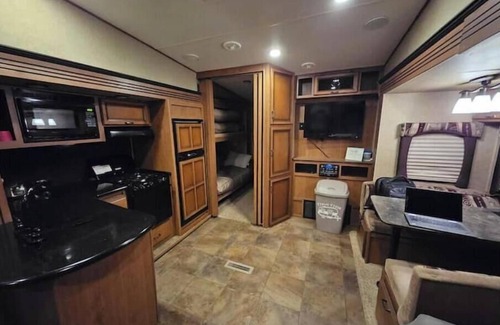 Florida Casa | Cozy 2-bedroom RV in peaceful Vieques with WiFi, AC