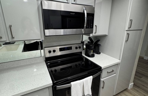 Summerlin Casa | Cozy 2-bedroom townhome in welcoming Las Vegas with WiFi, AC