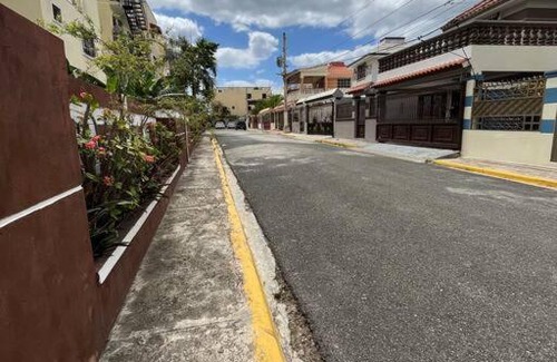 La Caleta Apartamento | Cozy 2 Bedroom with BBQ and free parking